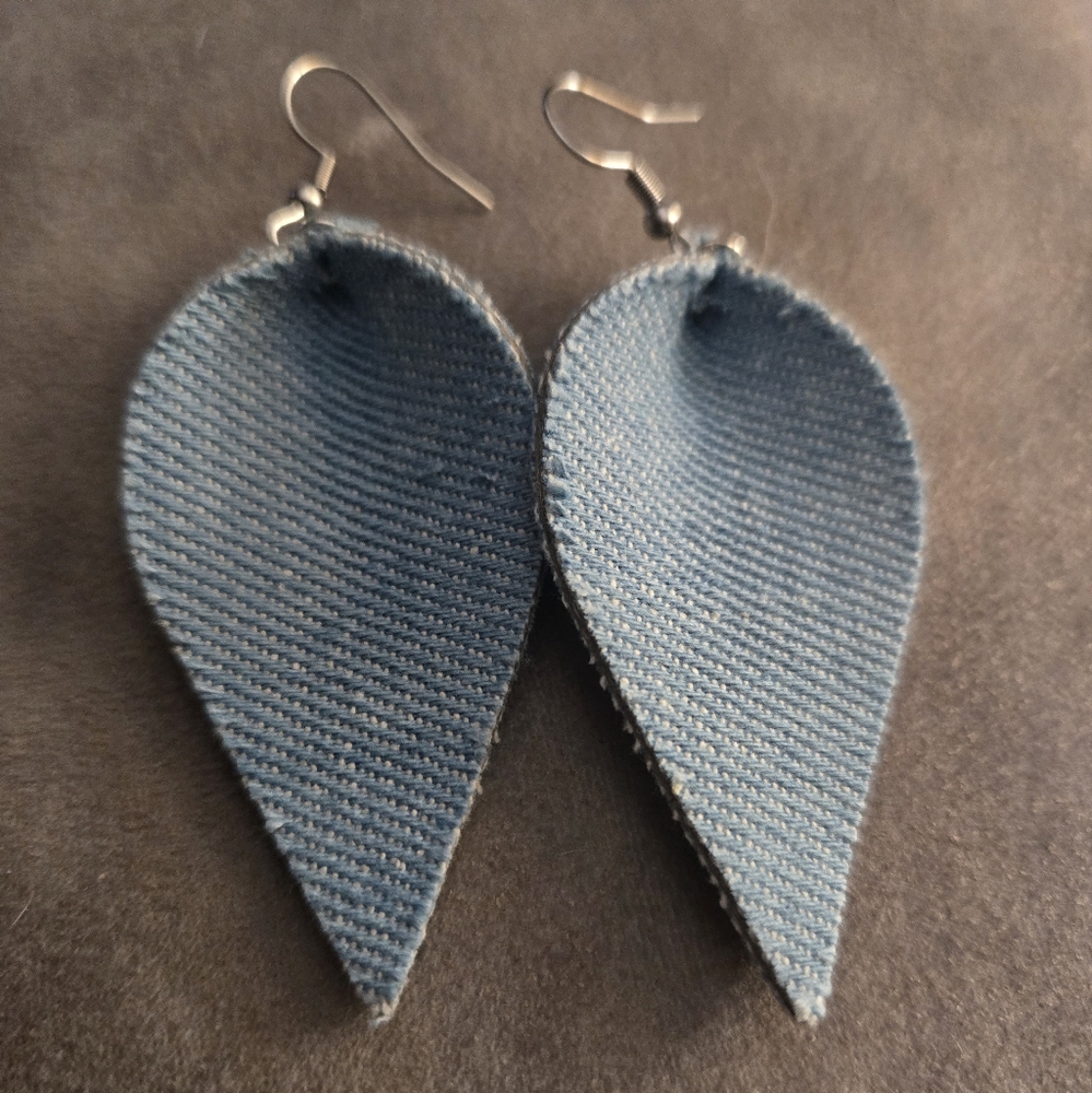 Set of 4 earrings. Blue Jean - Picture 2 of 5